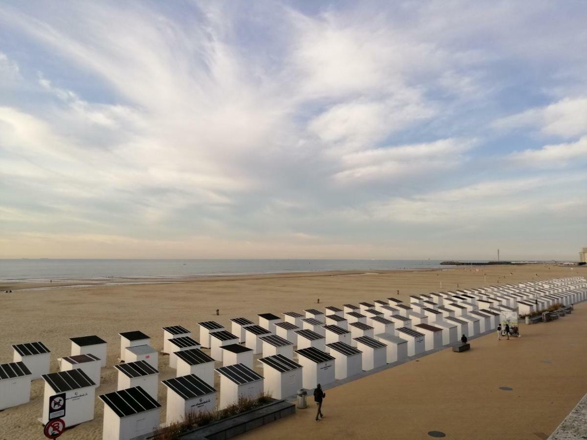 Large Apartment 800M From The Beach 90 Square Meters Ostende Kültér fotó